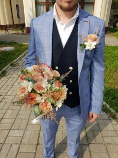 Свадебный букет с розами &laquo;Цветочная магия&raquo;