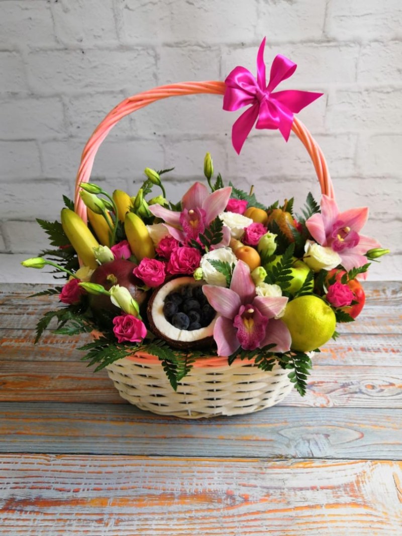 Фруктовая композиция &laquo;Тропики&raquo;
